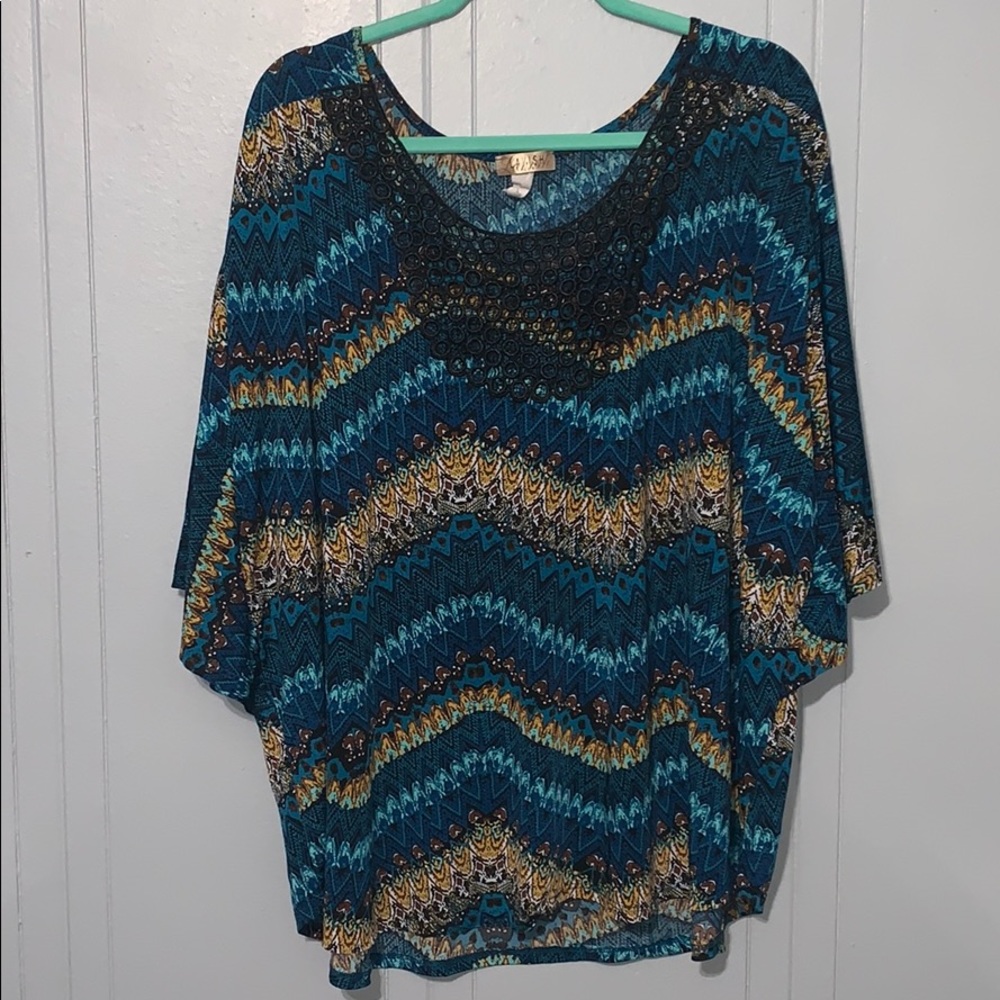 Lavish print blouse.  3X.